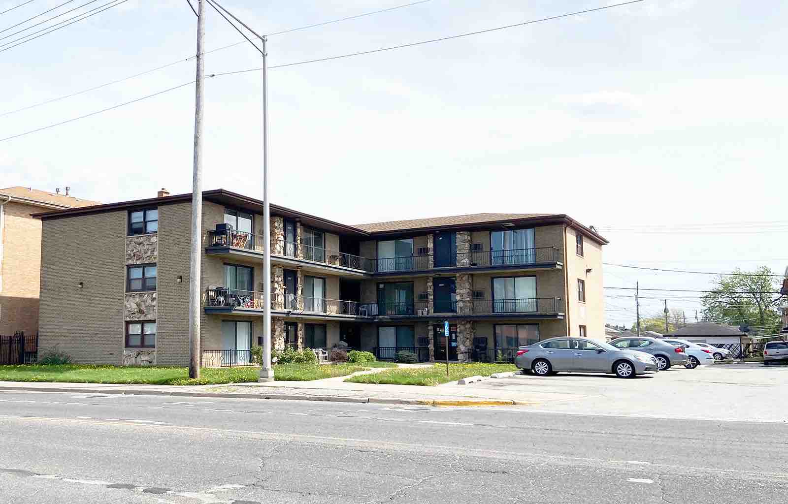 Apartment Building Sold by Sharon Bogetz Commercial Real Estate Broker